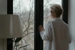 Syndrome de Diogène chez la personne âgée : ce que la canicule 2026 révèle
