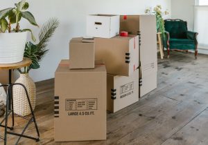 Vider la maison d&rsquo;un parent décédé : par où commencer quand la famille se réunit cet été